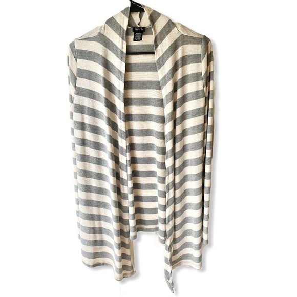 Rue21 Sweaters - Rue 21 Striped Lightweight Cardigan